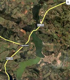 Figura 8 – Vistas dos três lagos interligados conseqüentes da construção do dique: A - Imagem satélite;  B - Carta geográfica.