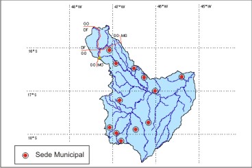 Figura 1 - Rede hidrográfica e  localização das sedes municipais na bacia do rio Paracatu 