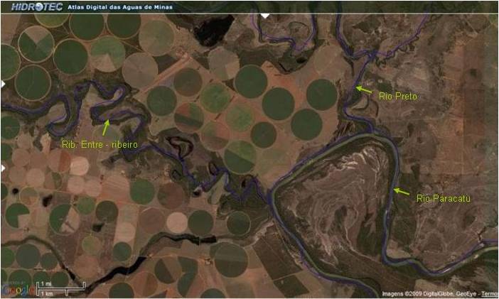 Figura 2 – Imagem de satélite - pivôs centrais - confluência do rio preto e ribeirão Entre-ribeiro com o rio Paracatu 